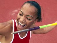 开云体育平台APP-乔治·拉塞尔状态火热，梅赛德斯上演惊天逆转，红牛王朝遭遇最强挑战