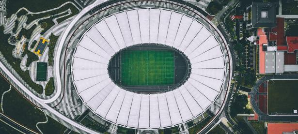 开云体育平台APP-钢铁战车与孤星，当碾压的洪流遇上高光的绝响