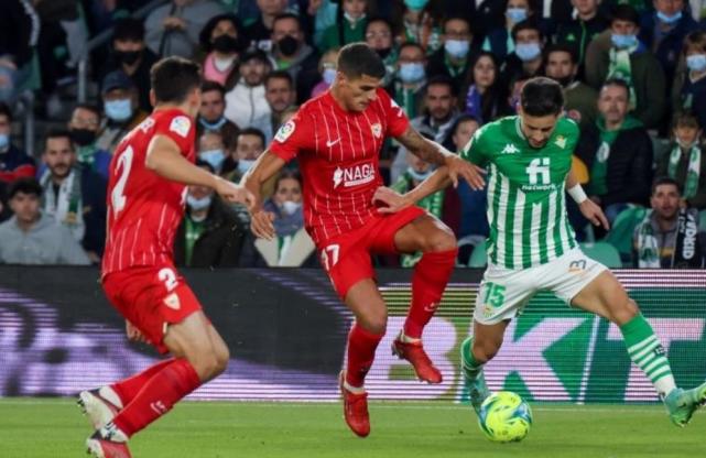 关于皇家社会遭遇平局,积分榜位置下滑的信息 关于皇家社会遭遇平局,积分榜位置下滑的信息