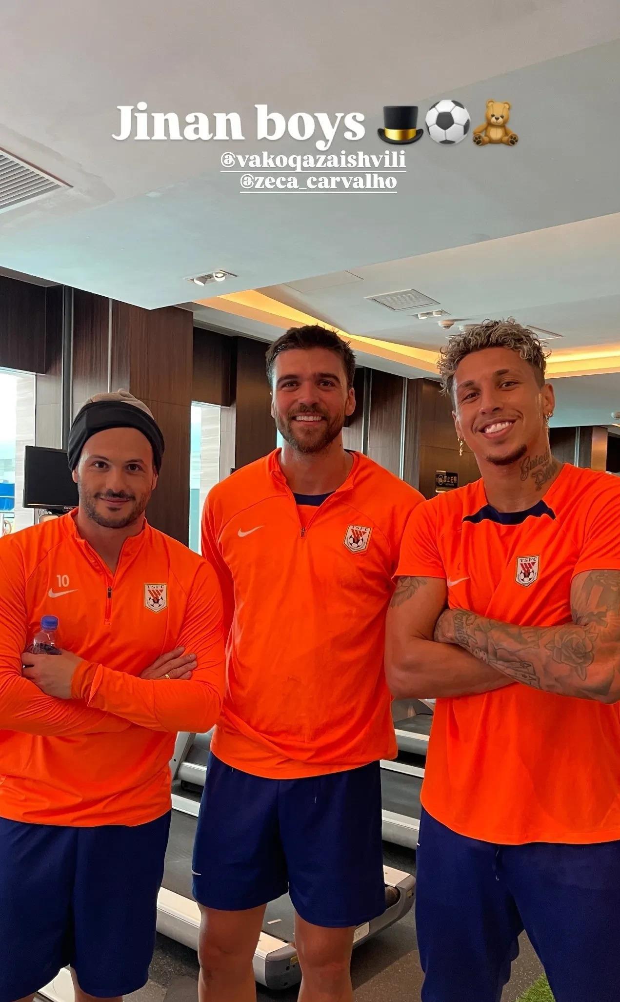 关于外援助攻得手，球队客场大胜领先对手的信息