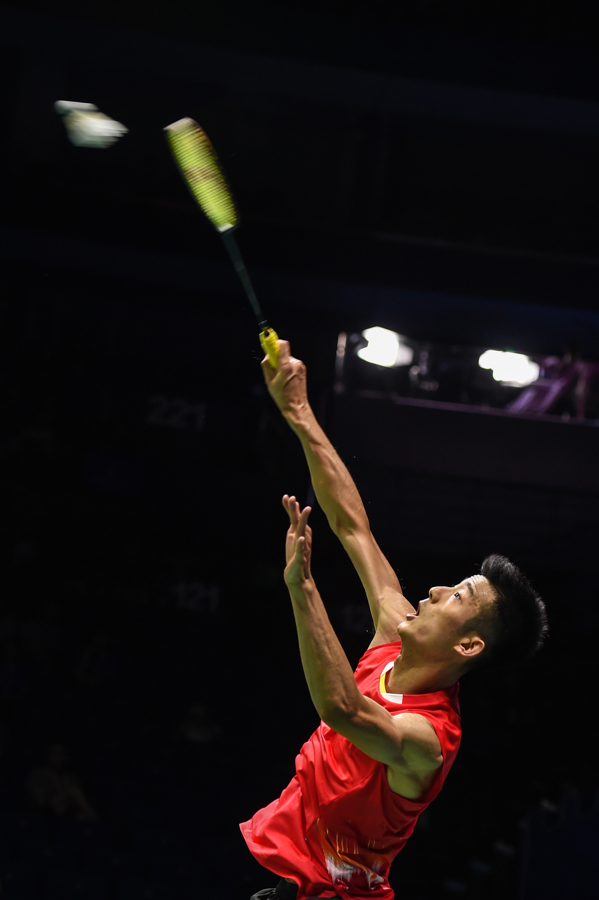 中国羽毛球队绝地反击英格兰羽毛球队，谌龙关键制胜的简单介绍