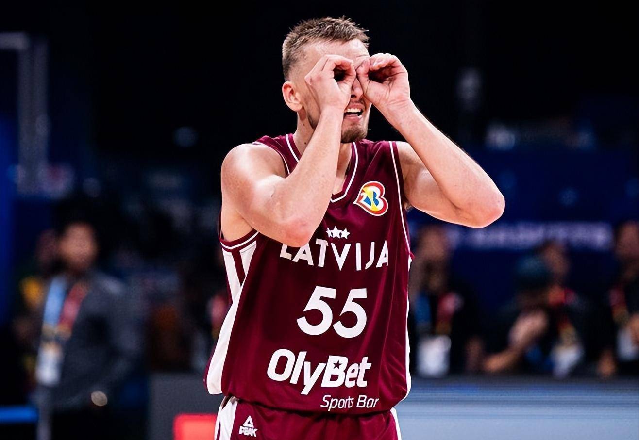 关于马刺翻盘立陶宛男篮，丹尼·格林关键制胜的信息