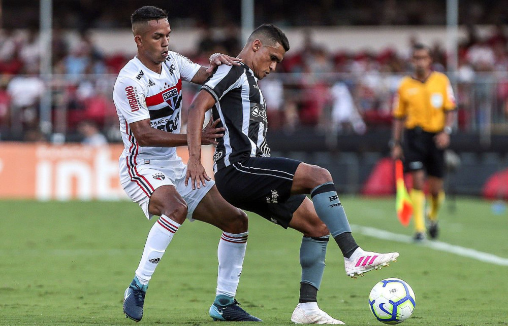 红牛车队完胜哈斯车队,佩雷兹带队取胜的简单介绍 红牛车队完胜哈斯车队,佩雷兹带队取胜的简单介绍