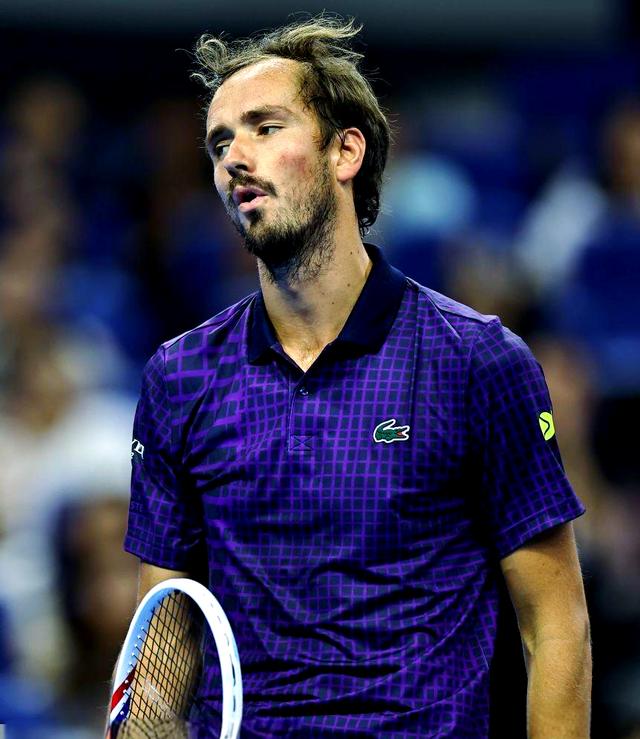 包含拉沃尔杯力克联合杯,梅德韦杰夫高光表现的词条 包含拉沃尔杯力克联合杯,梅德韦杰夫高光表现的词条