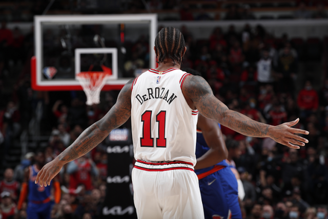 关于太阳险胜青岛队,德罗赞统治全场的信息 关于太阳险胜青岛队,德罗赞统治全场的信息