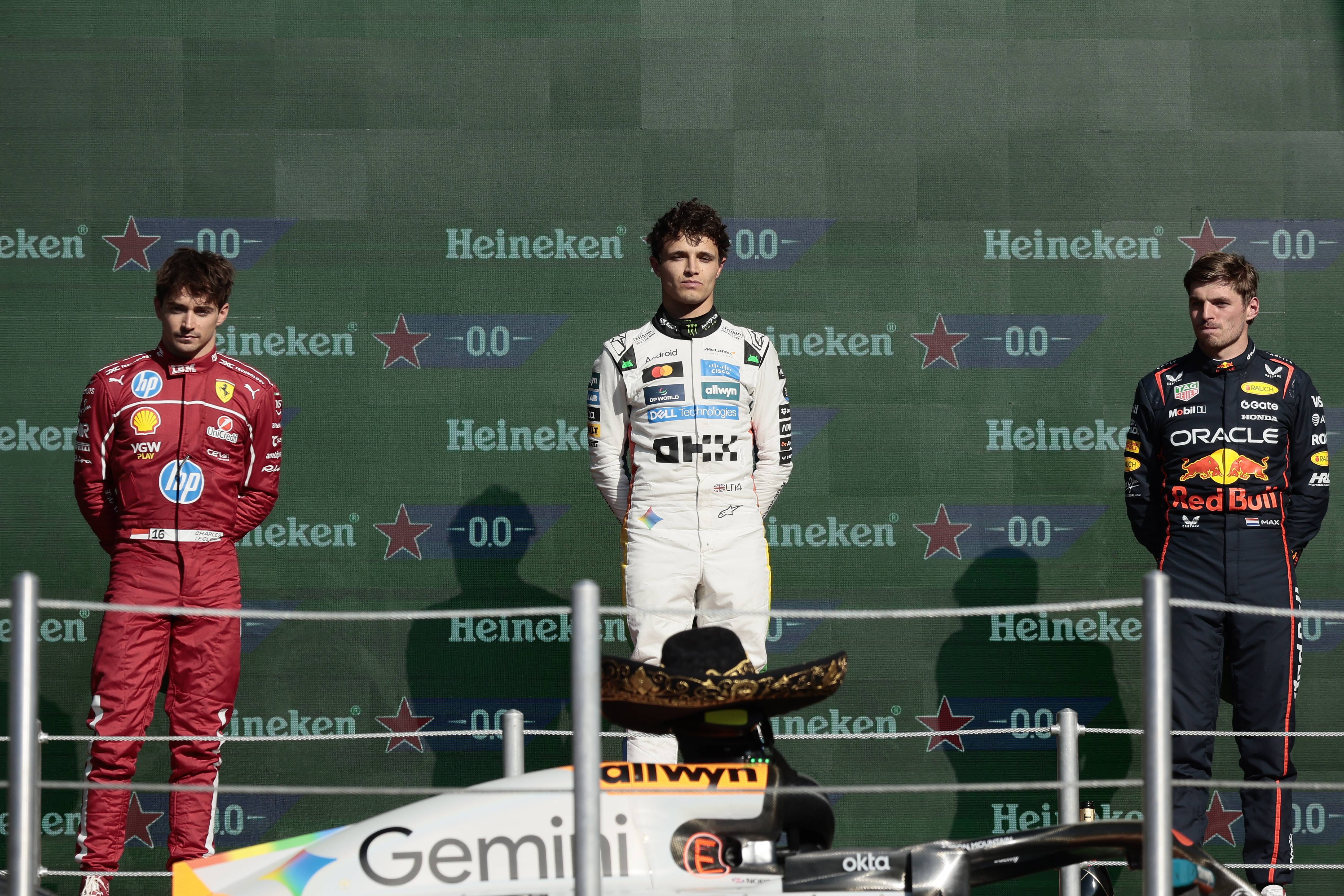 包含雷诺车队轻取红牛车队,勒克莱尔刷新纪录的词条 包含雷诺车队轻取红牛车队,勒克莱尔刷新纪录的词条