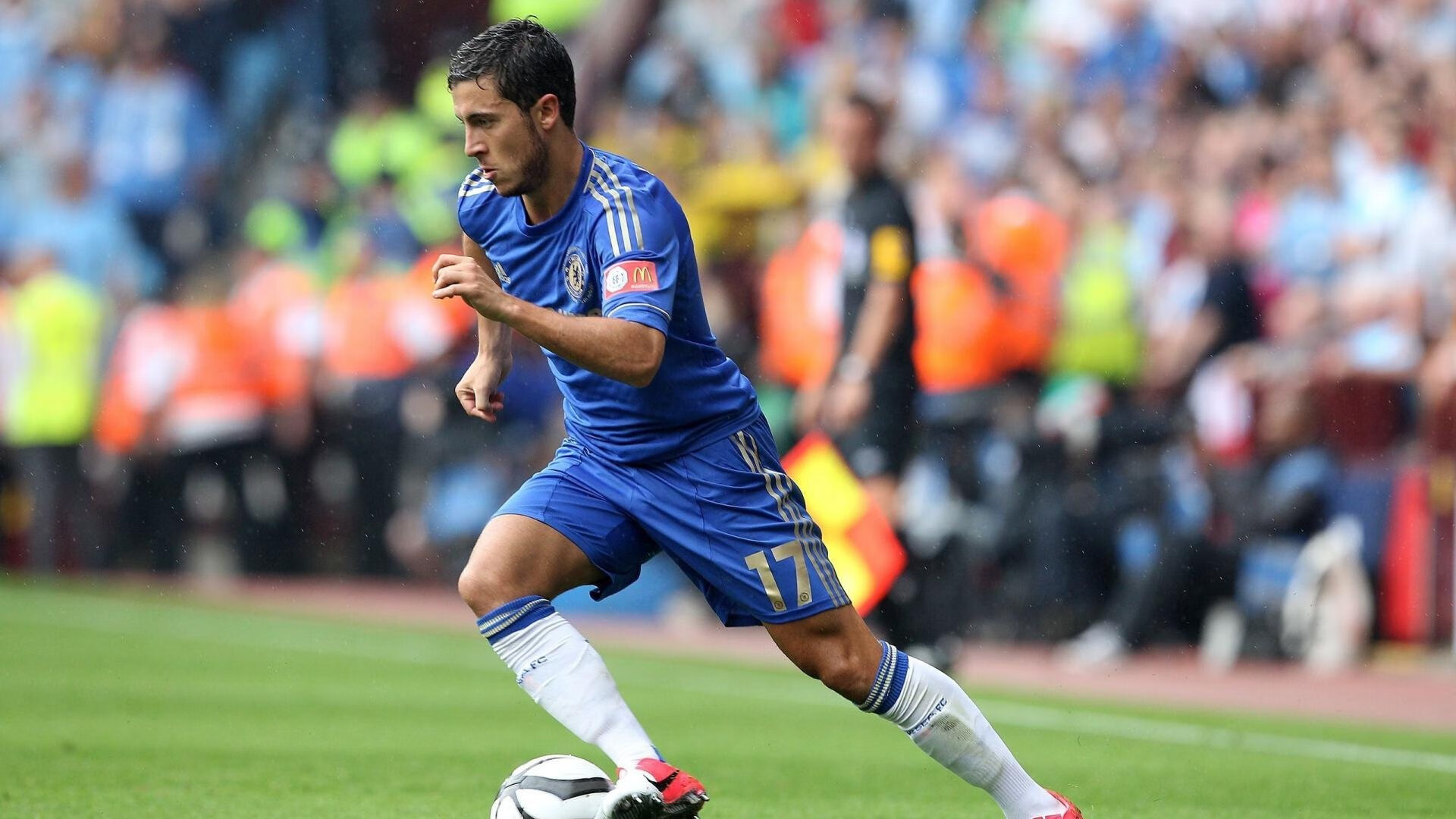 欧冠决赛焦点战?不,这里是活塞提前终结悬念的广厦队!